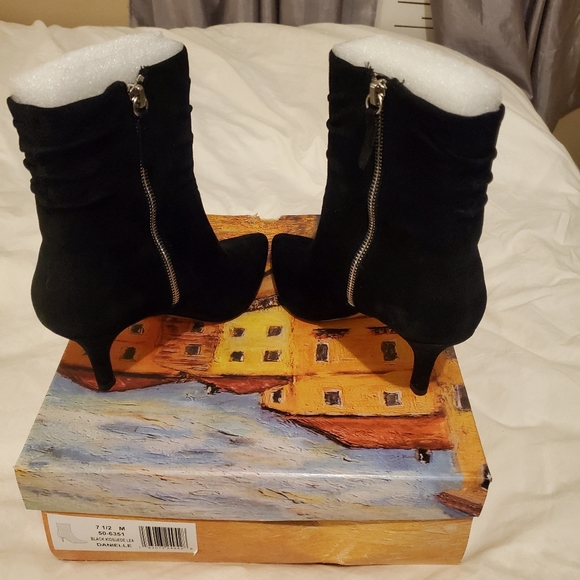 Booties - Picture 7 of 8